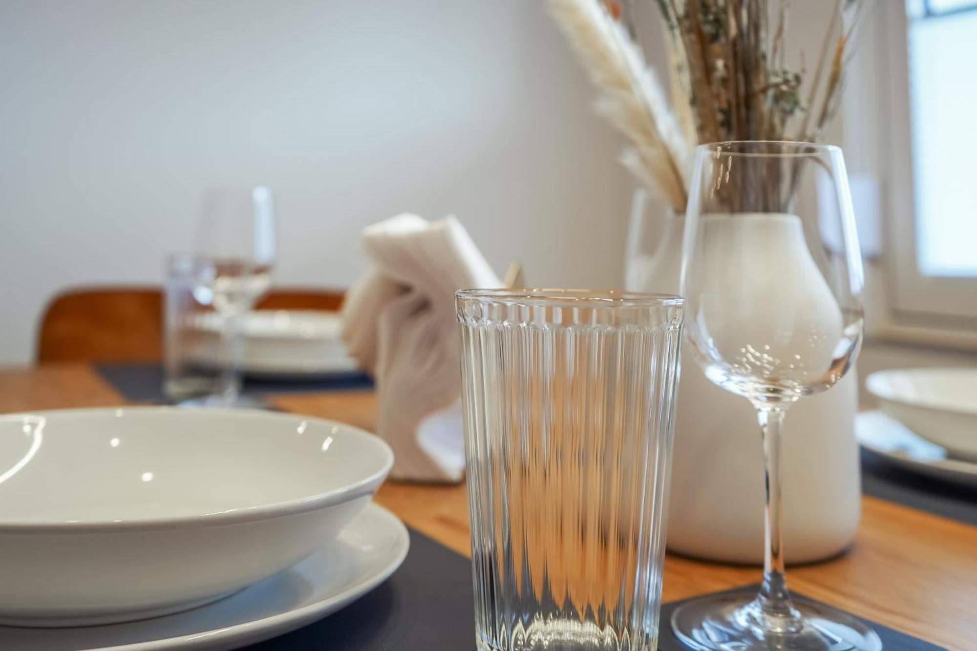 7Seas Boutique Aparthotel Homburg - Stilvoll, Digital & Ideal Fuer Familie & Business Buitenkant foto